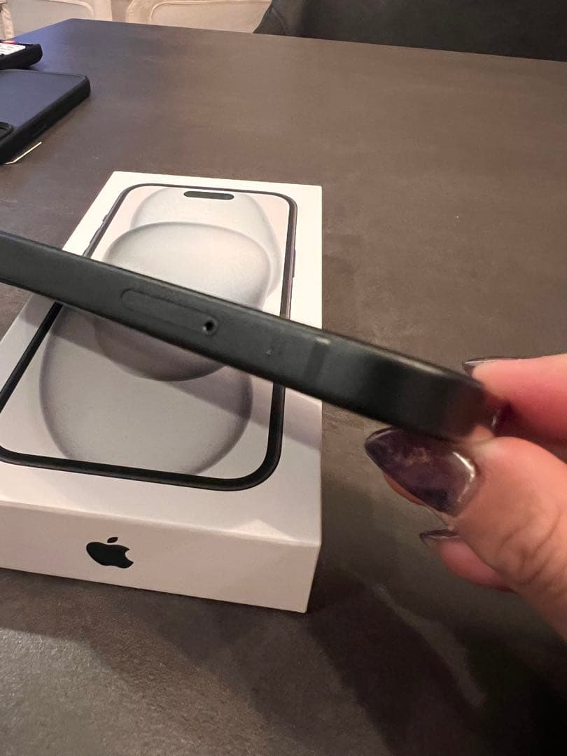 iPhone15 128GB ブラック　本体　SIMフリー