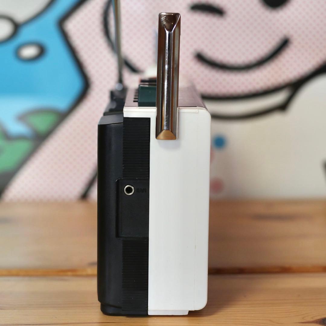 ヒタチ ラジカセ かセットプレーヤー