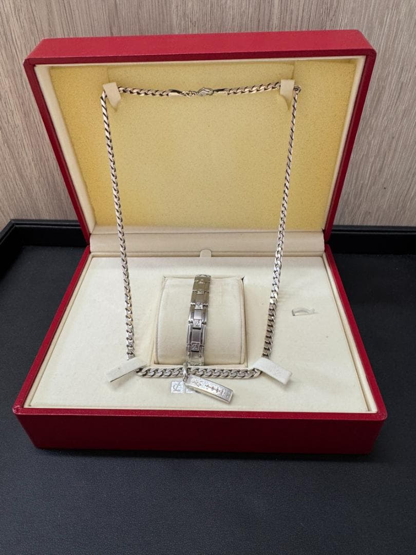 レダシルマ She ネックレス&ブレスレットセット