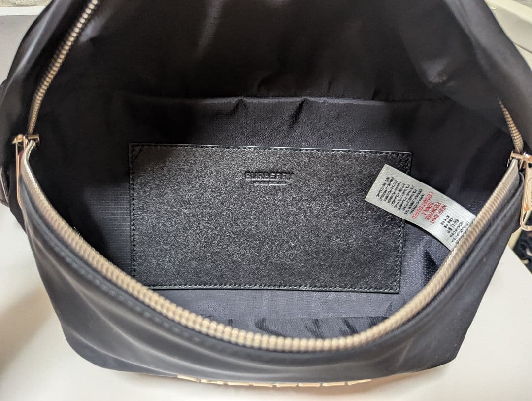 バーバリー ボディバッグ