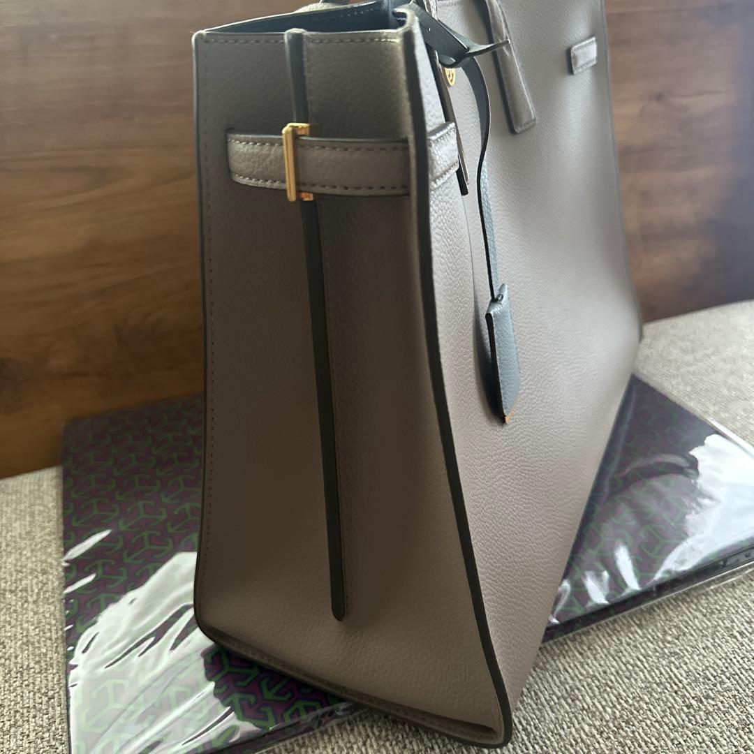 Tory Burch トリーバーチ　サッチェル　グレージュ