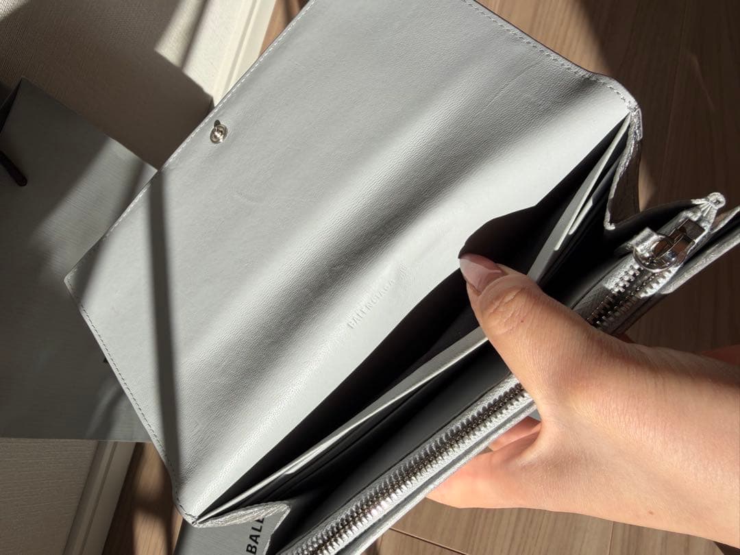 む*ん様 BALENCIAGA Le City マネー ロングウォレット シルバ