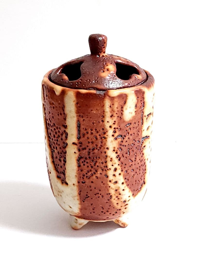 小林武春　赤志野 香炉　共箱/陶歴