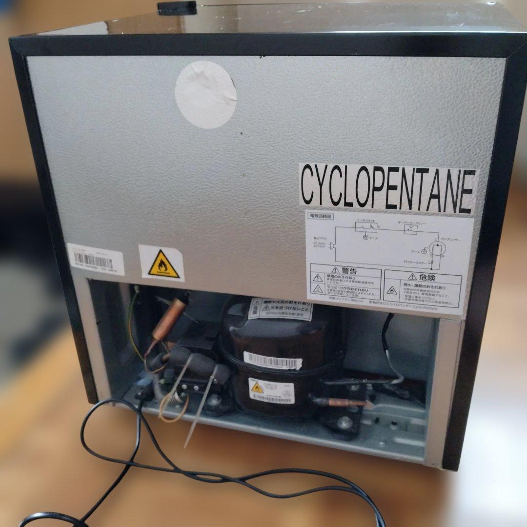 IRIS OHYAMA コンパクト冷蔵庫 黒