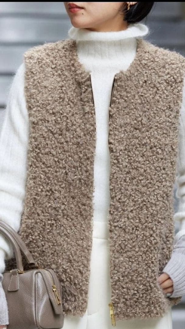 IENA フェイクファーベスト ベージュ