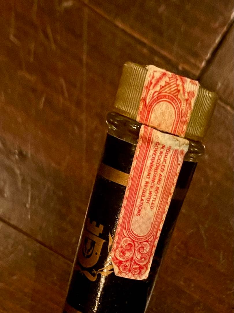 希少　レア　BARRETT'S バレッツ　20年　空瓶　バーボン　ウイスキー