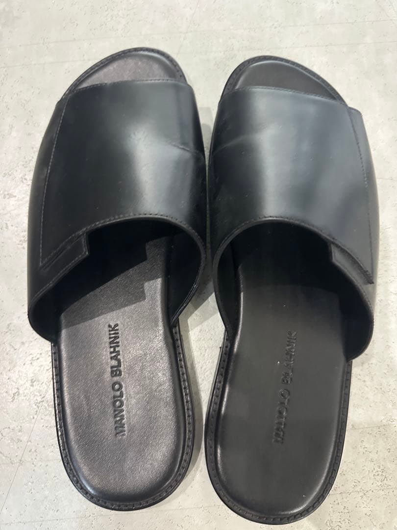 【良品】マノロブラニク　レザーサンダル9 ロンハーマン