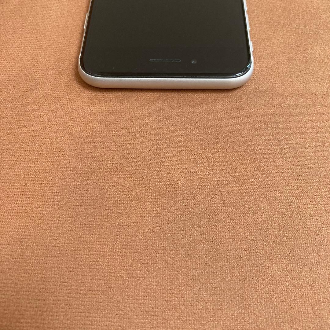 316【早い者勝ち】iPhoneSE2 第2世代 64GB SIMフリー☆