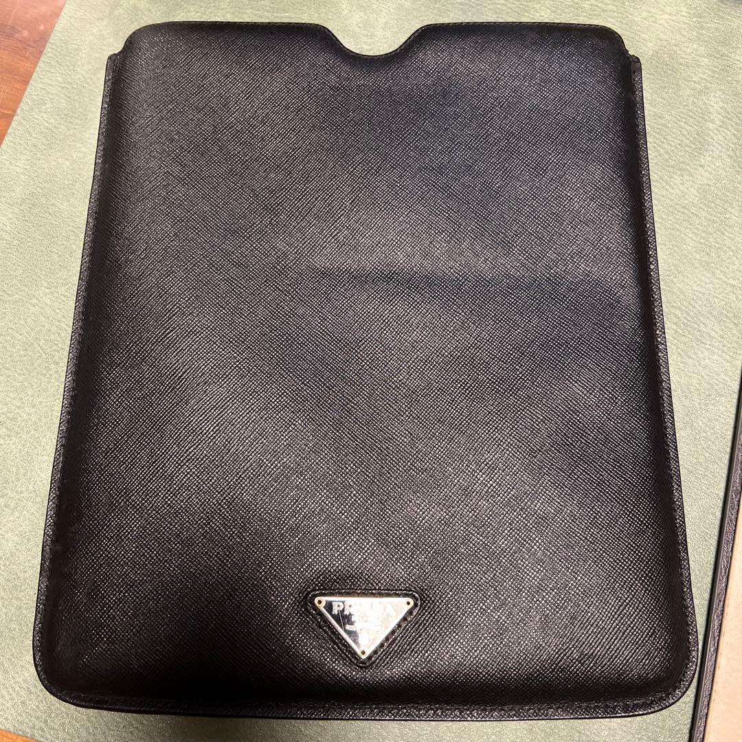 プラダ スカルデザイン iPadケース