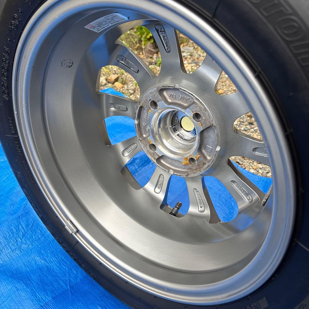 165/65R14スタッドレス4本セット　タンク、ルーミー等に　ブリヂストン製