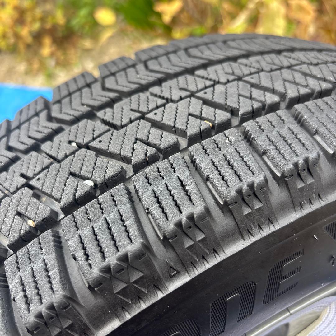 165/65R14スタッドレス4本セット　タンク、ルーミー等に　ブリヂストン製