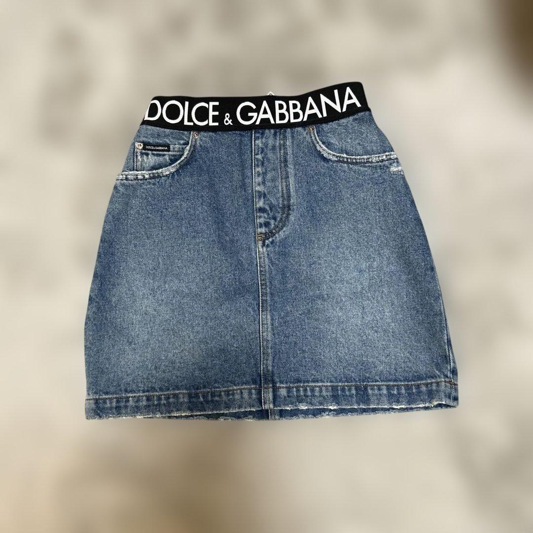 DOLCE&GABBANAGABBANA未使用に近い