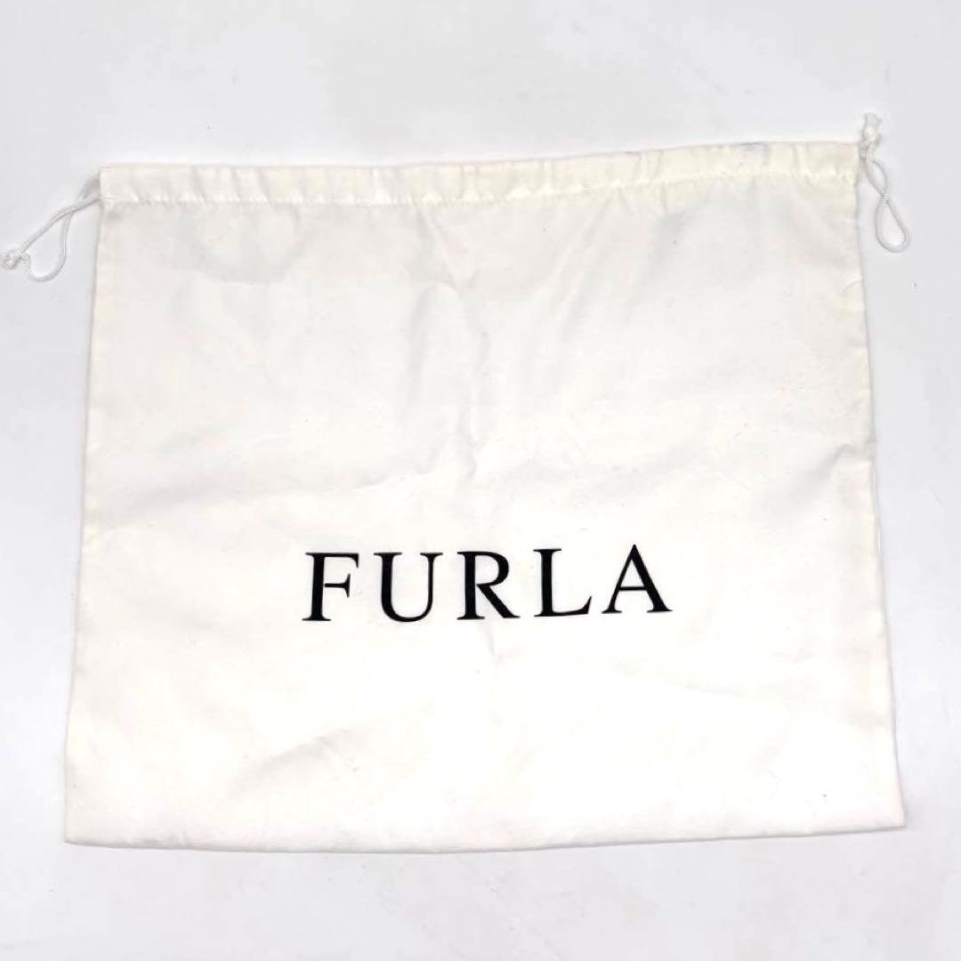 ✨未使用級✨現行ロゴ✨フルラ　カメラバッグ　ショルダーバッグ　リリー　レザー