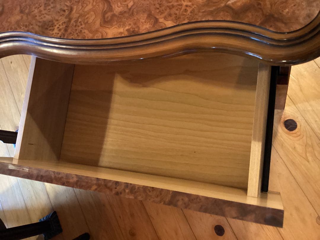 [メッシ] イタリア　サイドチェスト　ナイトテーブル