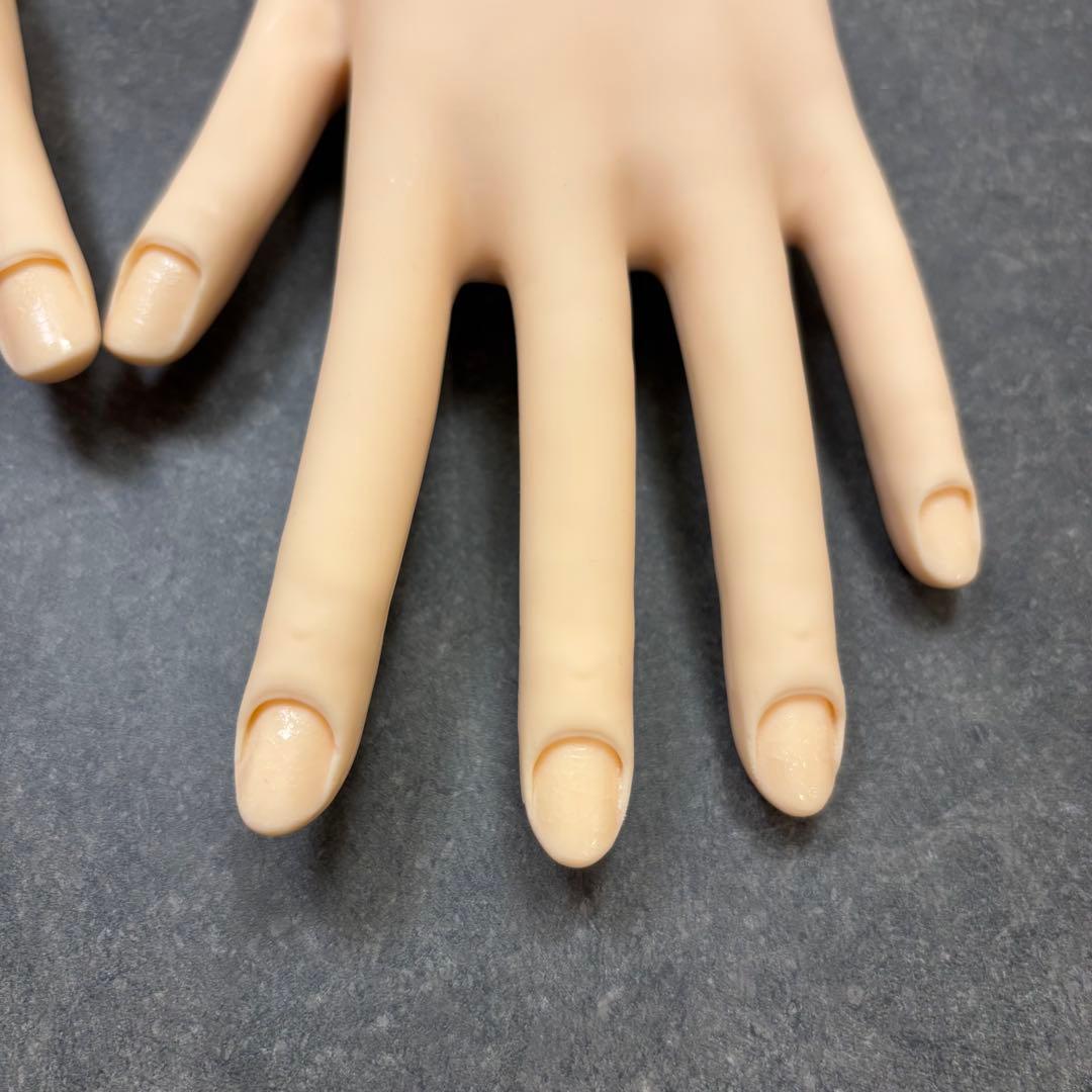 【お買得！美品】認定モデルハンド　2個と備品のセット