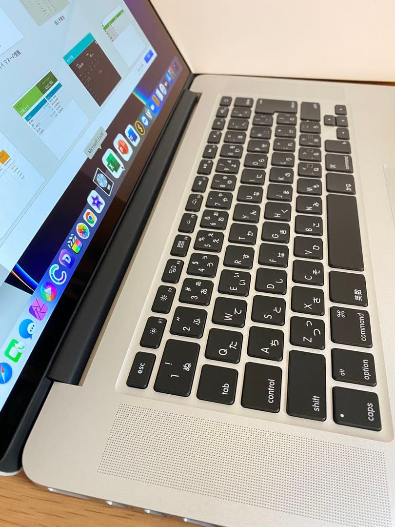 美品 Apple MacBook Pro 元箱 メモリ16GB CAD/3D設計
