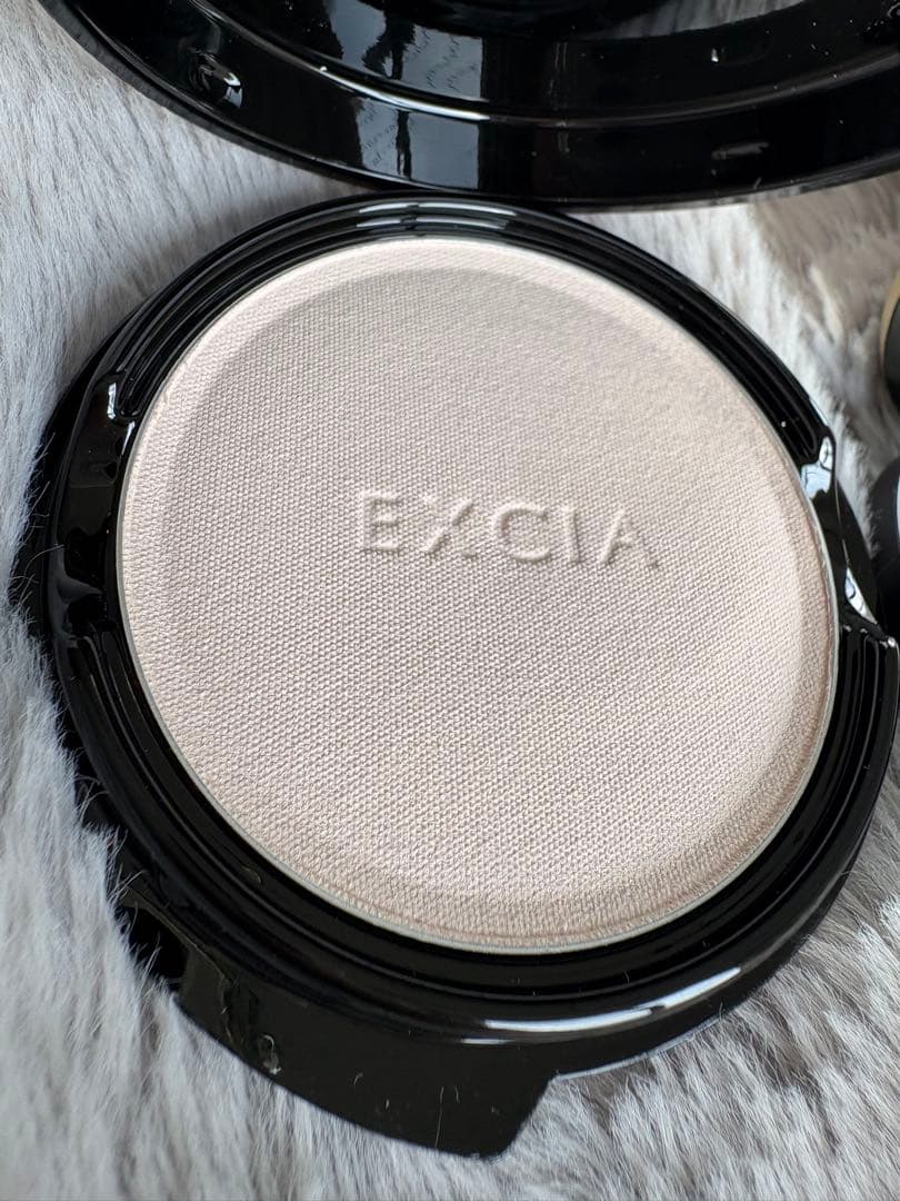 エクシア トランスペアレントグロウヴェール LU01