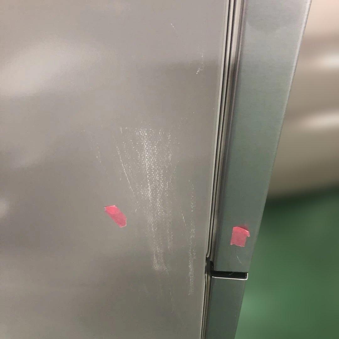 シルバー 2ドア冷蔵庫 Hisense 2019年製 227L