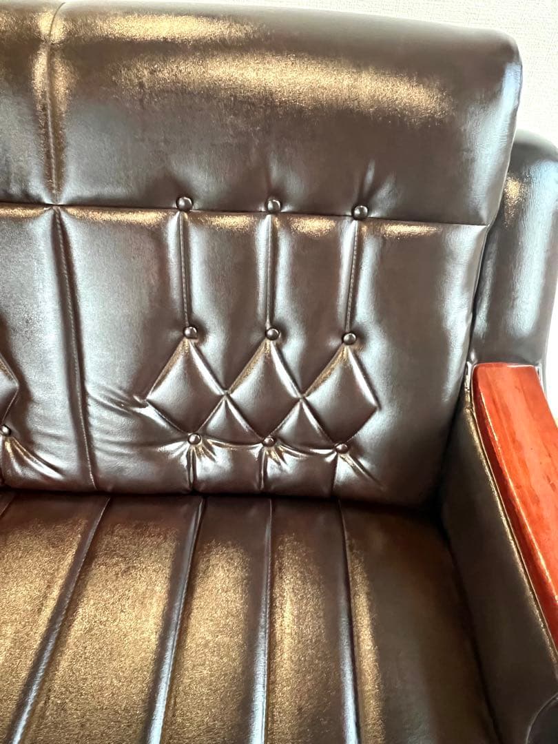 英国風 アンティーク調ソファ 三人掛け 木肘 ブラック