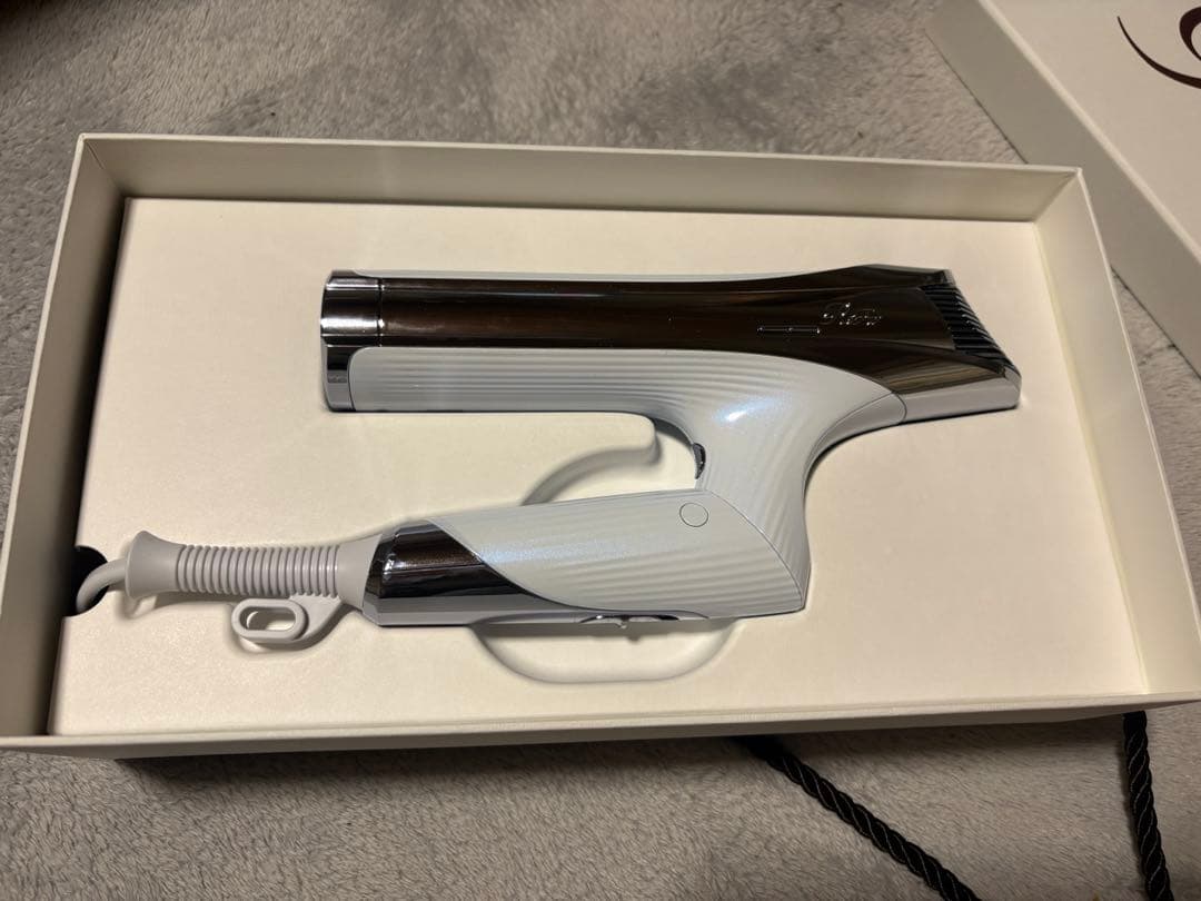 【ジャンク品】リファビューテック ドライヤー S＋(ホワイト)