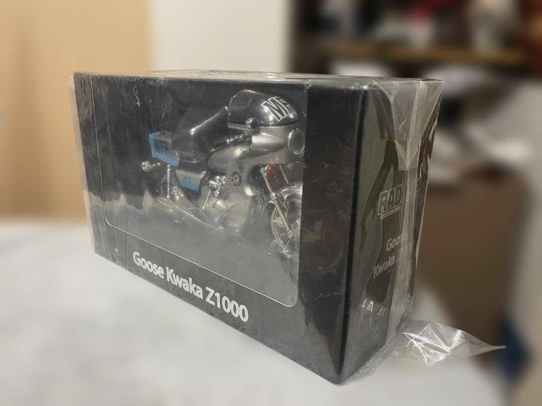 マッドマックス　ACEモデル　M.F.P　グース用Z1000バイク　1/18