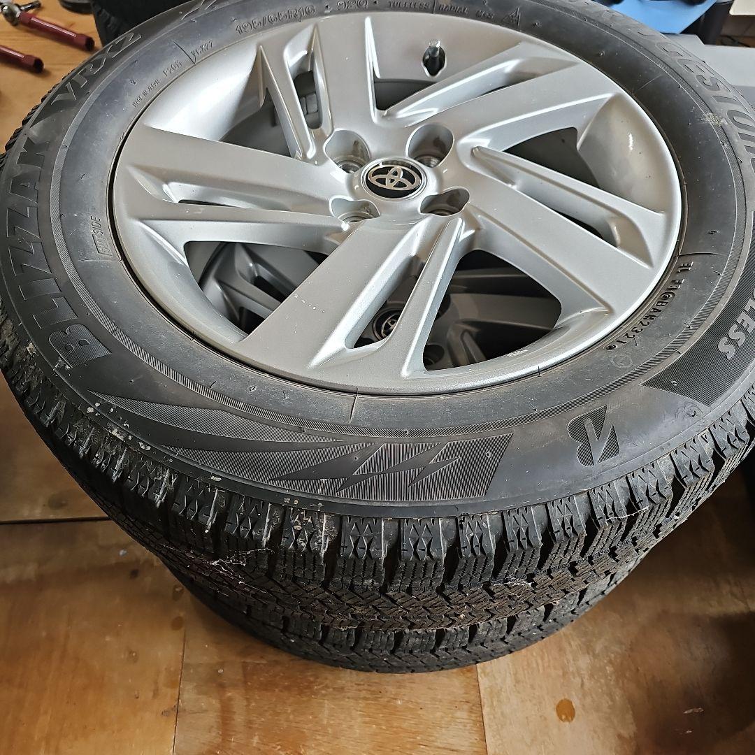 ライズ　純正ホイール　１６インチ　スタッドレスタイヤセット　vrx2　トヨタ