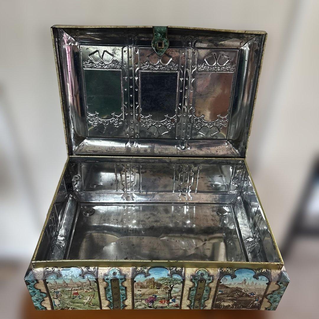 ヴィンテージ　大きなブリキ缶ボックス　素敵