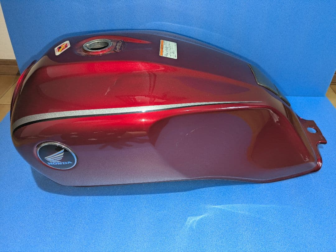 ★キズ少★　ホンダ CB1100(SC65)タンク 赤