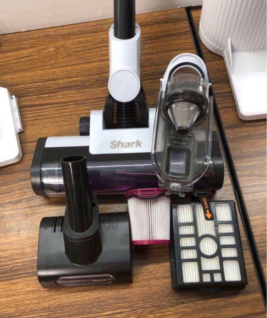 Shark LC351J WH コードレススティッククリーナー　 送料無料