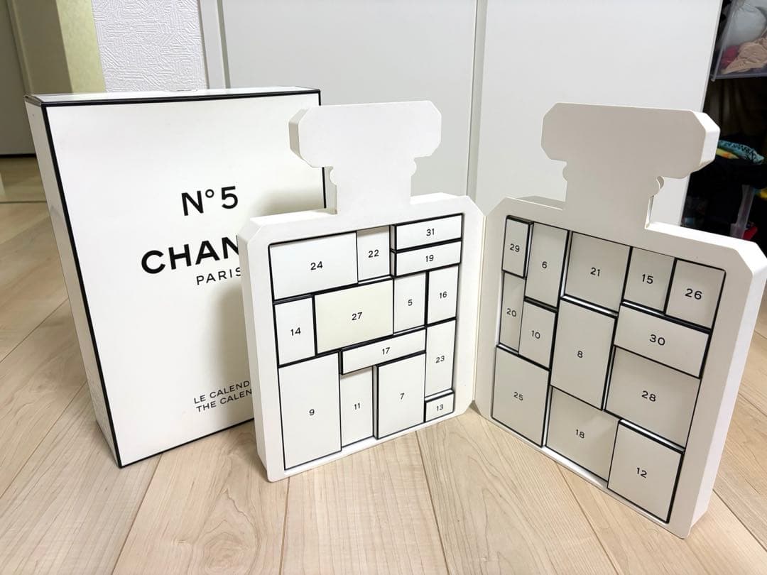 CHANEL アドベントカレンダー　箱のみ
