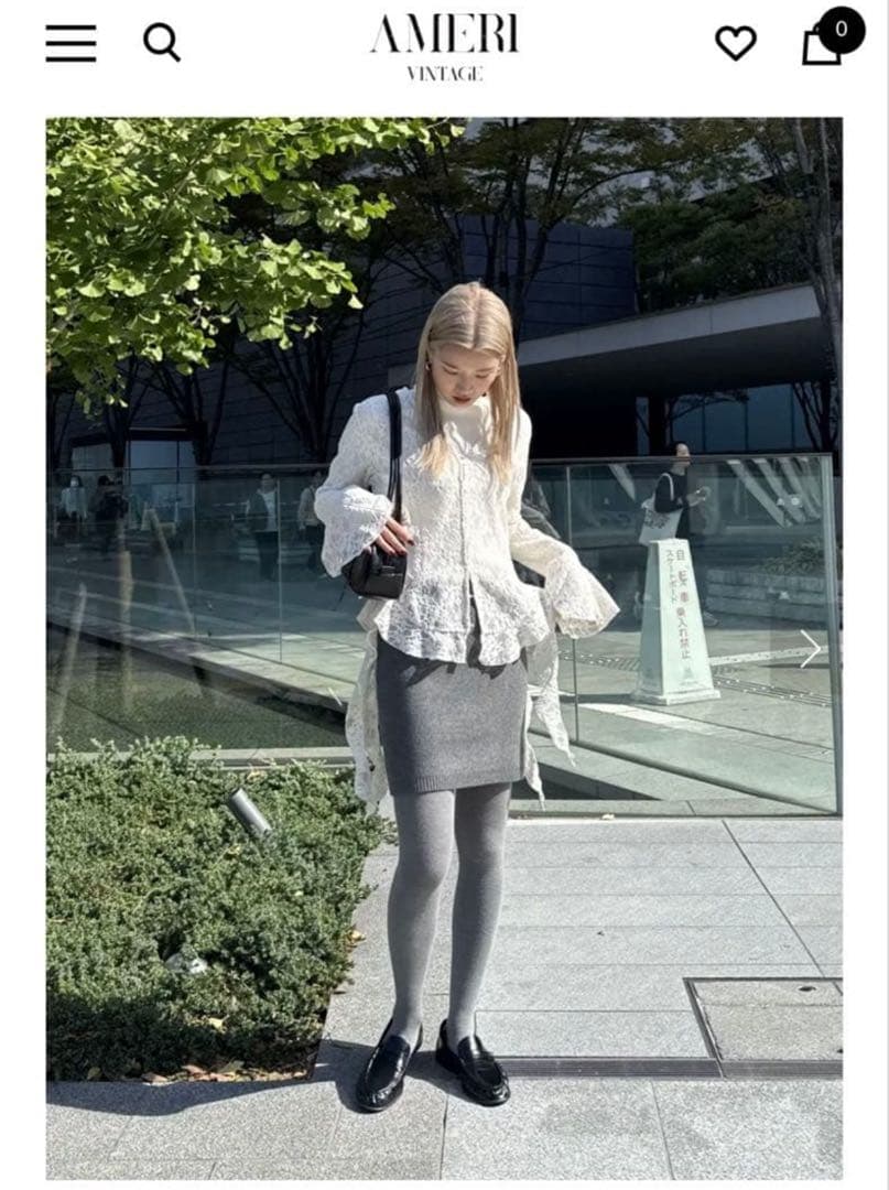 新品　UND 2WAY CUT LACE FRILL TOP