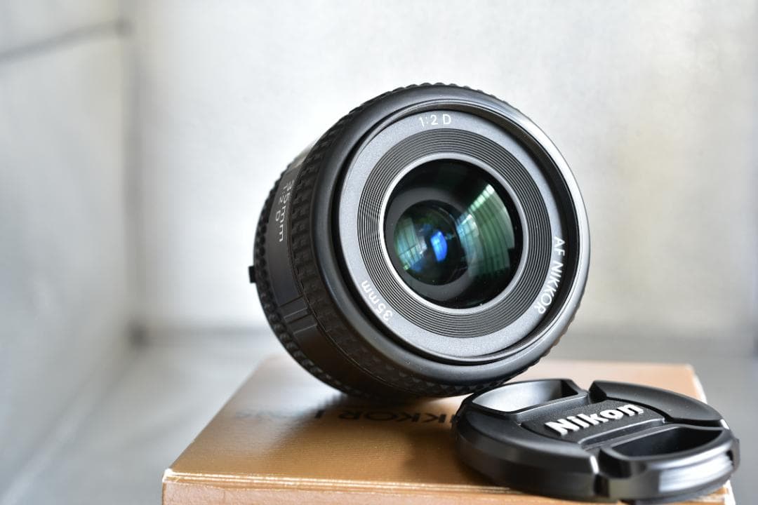 元箱あり　Nikon AF Nikkor 35mm f/2D レンズ