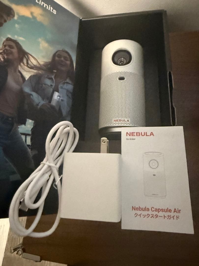 Anker Nebula Capsule Air 小型プロジェクター
