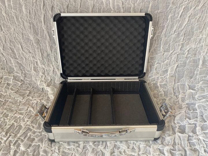 超希少！二度と出てこない(一点物) YahooBBジュラルミンケース！