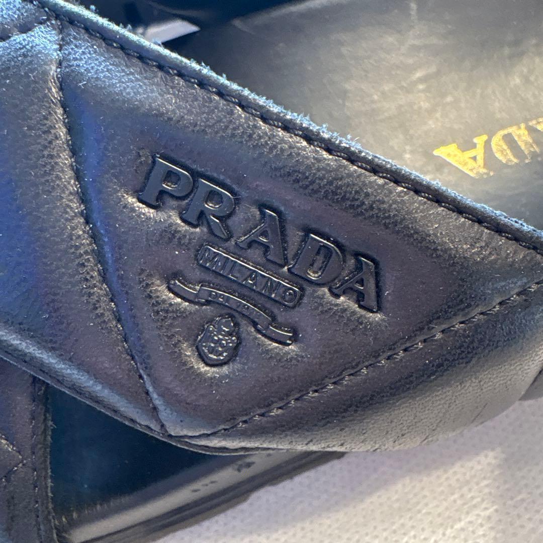 24時間以内発送！早い者勝ち！定価100000！PRADA ブラックサンダル