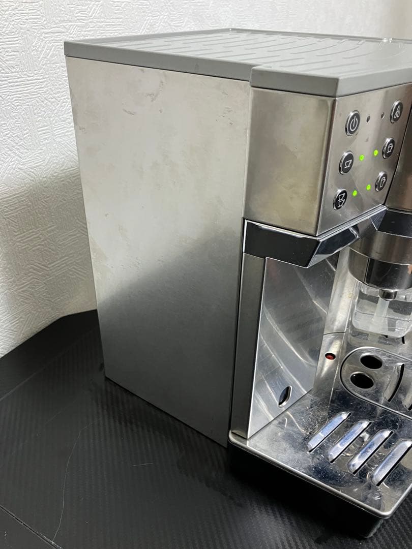 や*い様 De'Longhi エスプレッソマシン 自動カプチーノ機能EC860M