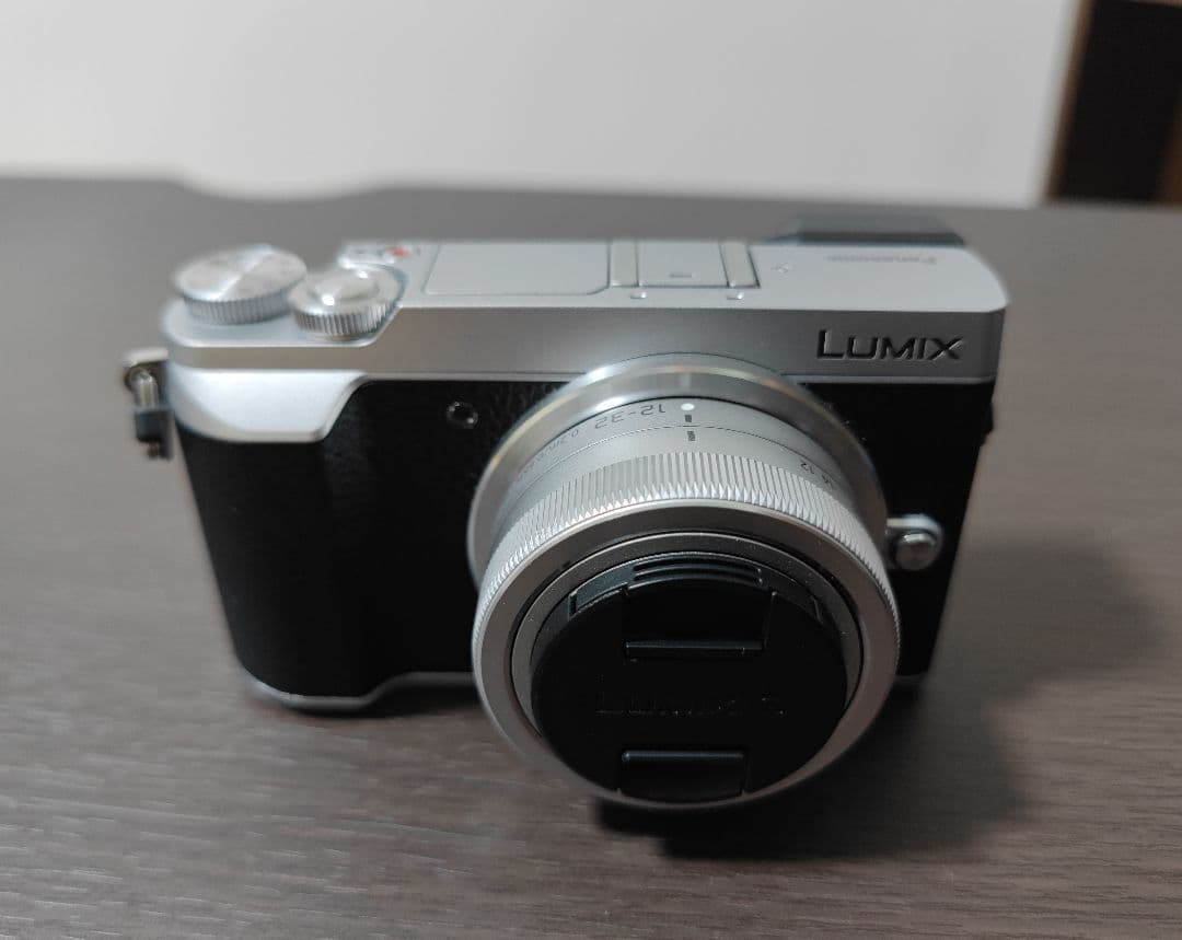 超美品(シャッタ数306回) LUMIX DMC-GX7MK2K