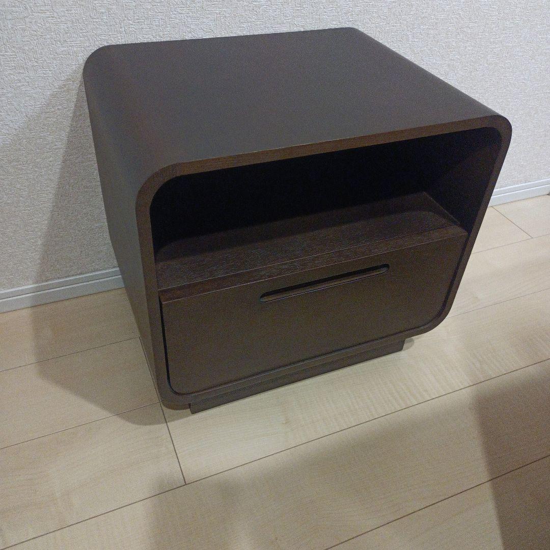 IDC大塚家具　ナイトサイドテーブル「インセンス2」ブラウン