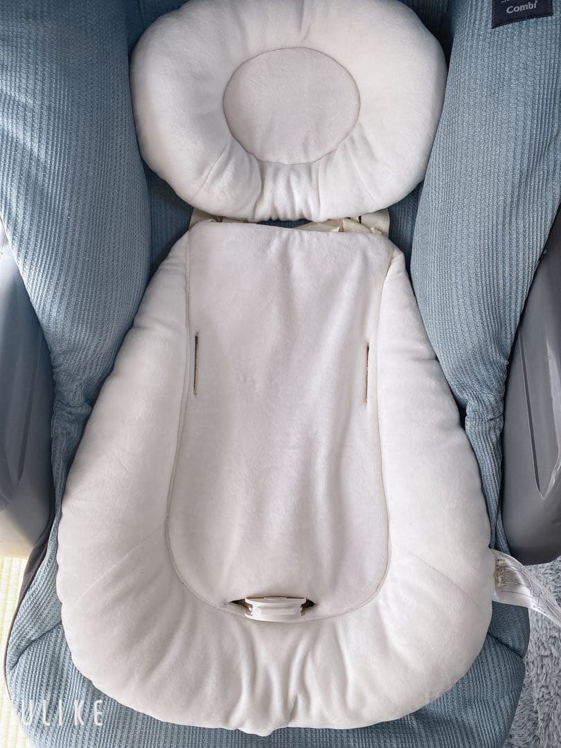 コンビのネムリラ AUTO SWING BEDi Long