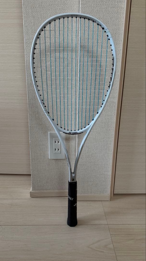 ヨネックス　ナノフォース 8V REV UL1 美品