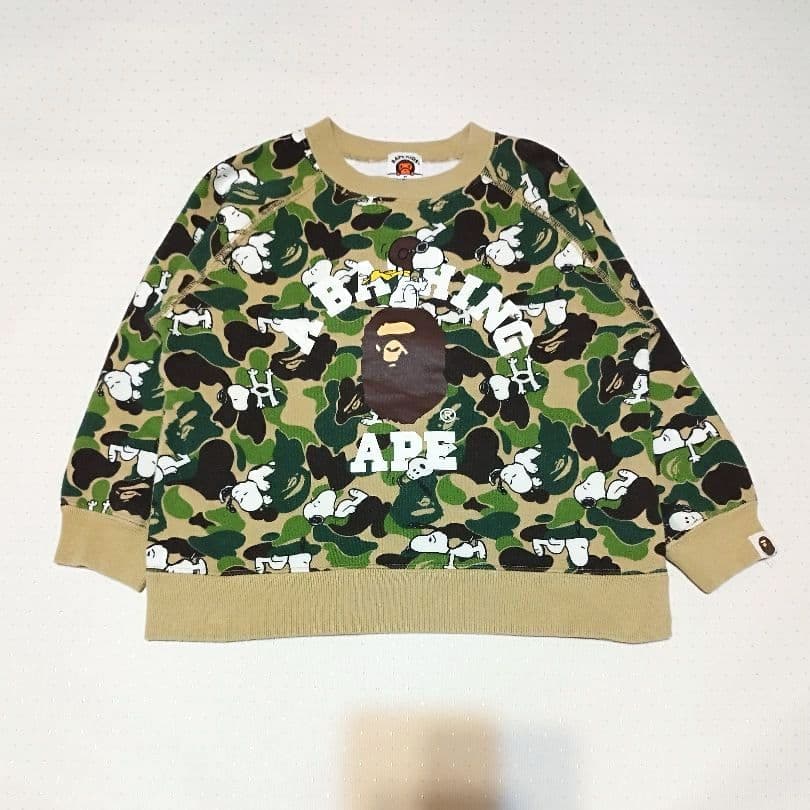 アベイシングエイプ　スヌーピー　迷彩柄　トレーナー　110 ABC CAMO