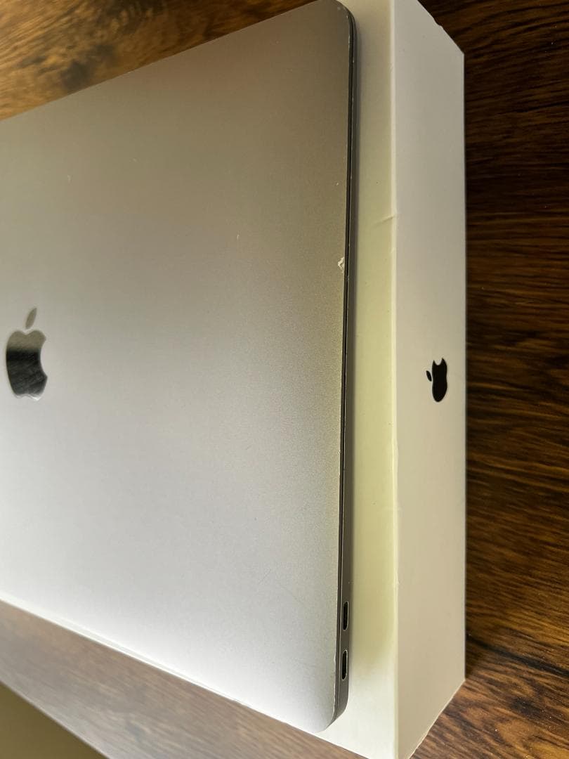 Apple MacBook Air M1 2020 13インチ 256G 8G