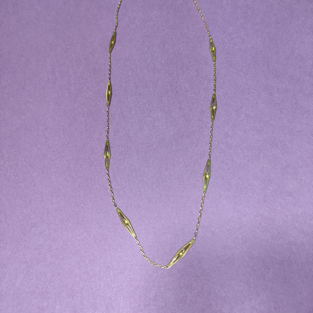 ゴールド　ネックレス　チェーンと装飾付き　刻印無し　２．２g