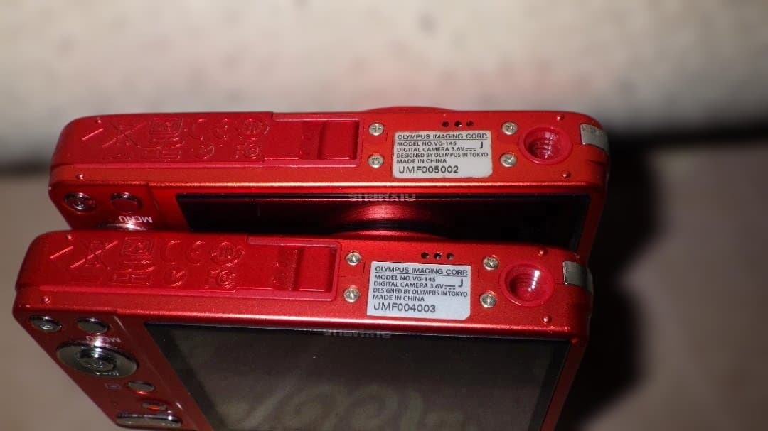 OLYMPUS VG-145 オリンパス　レッド 5倍ズーム デジタルカメラ2台