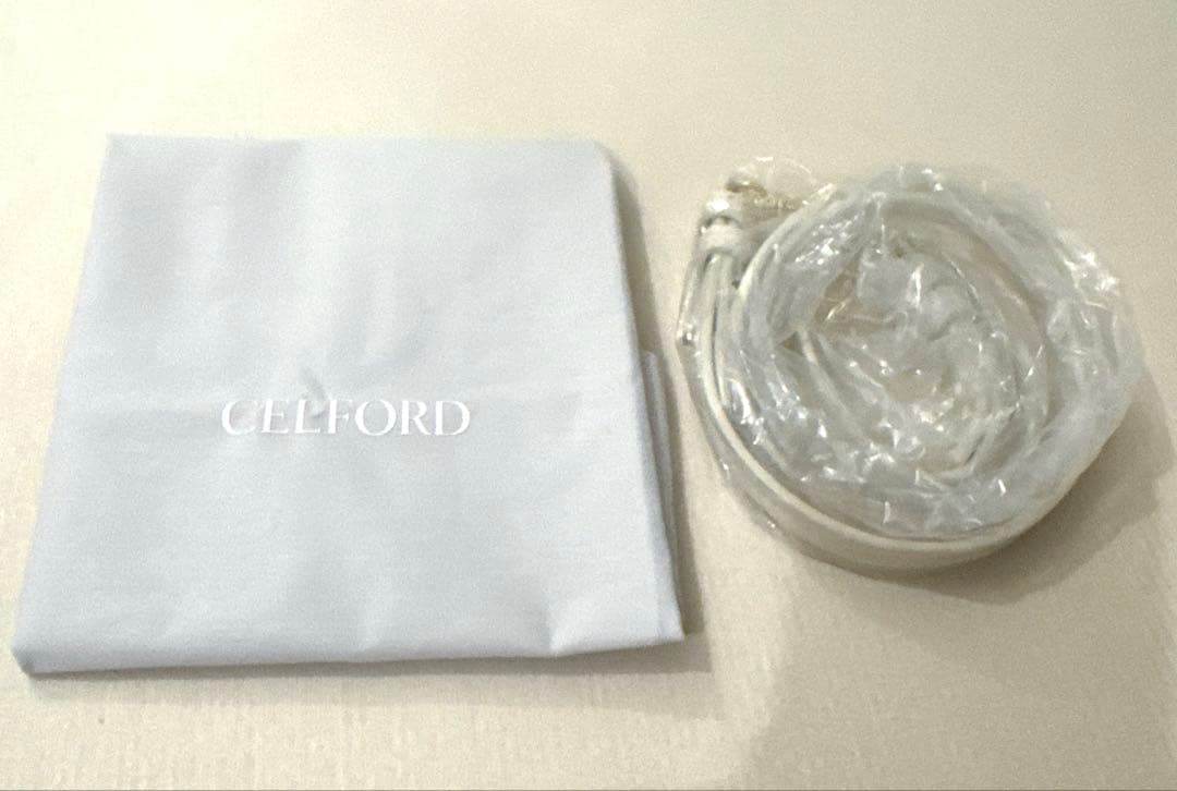 celford セルフォード ビジュースタッズポシェット アイボリー ショルダー