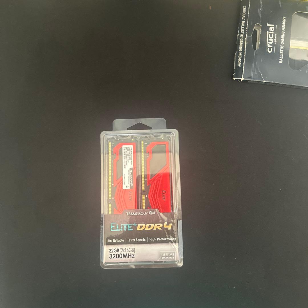 メモリー TEAMGROUP ELITE DDR4 32GB 3200MHz