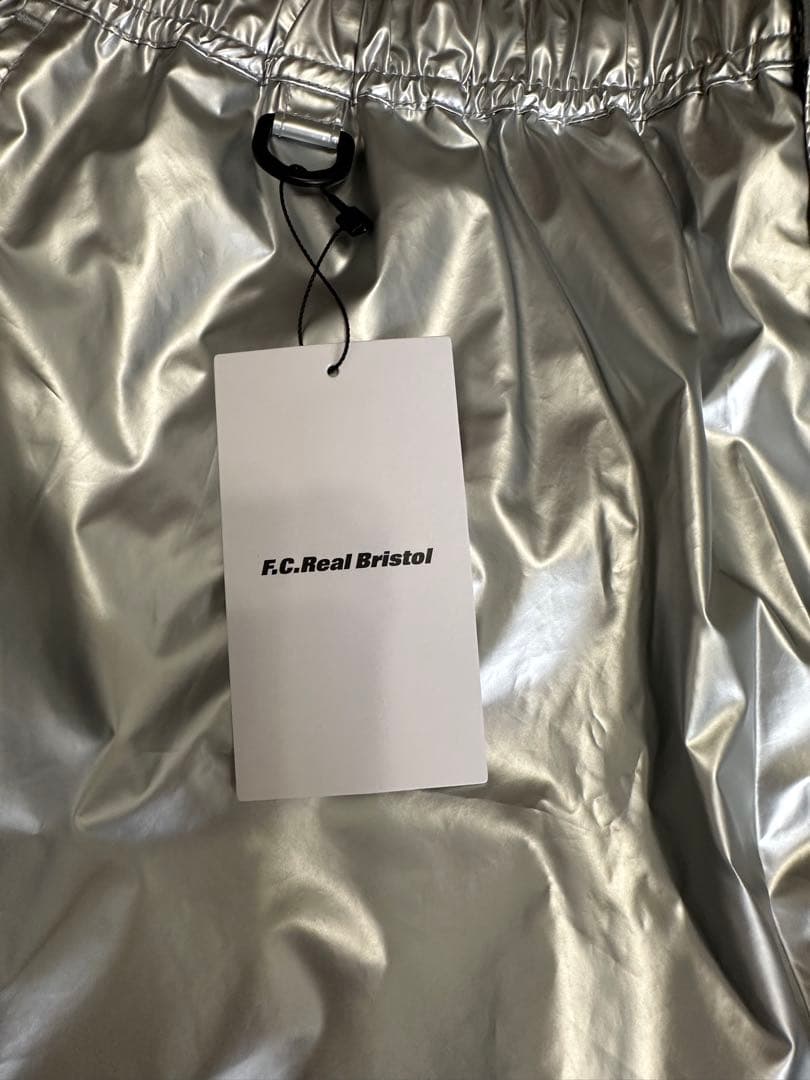 F.C.R.B. シルバー ショートパンツ ブリストル Bristol