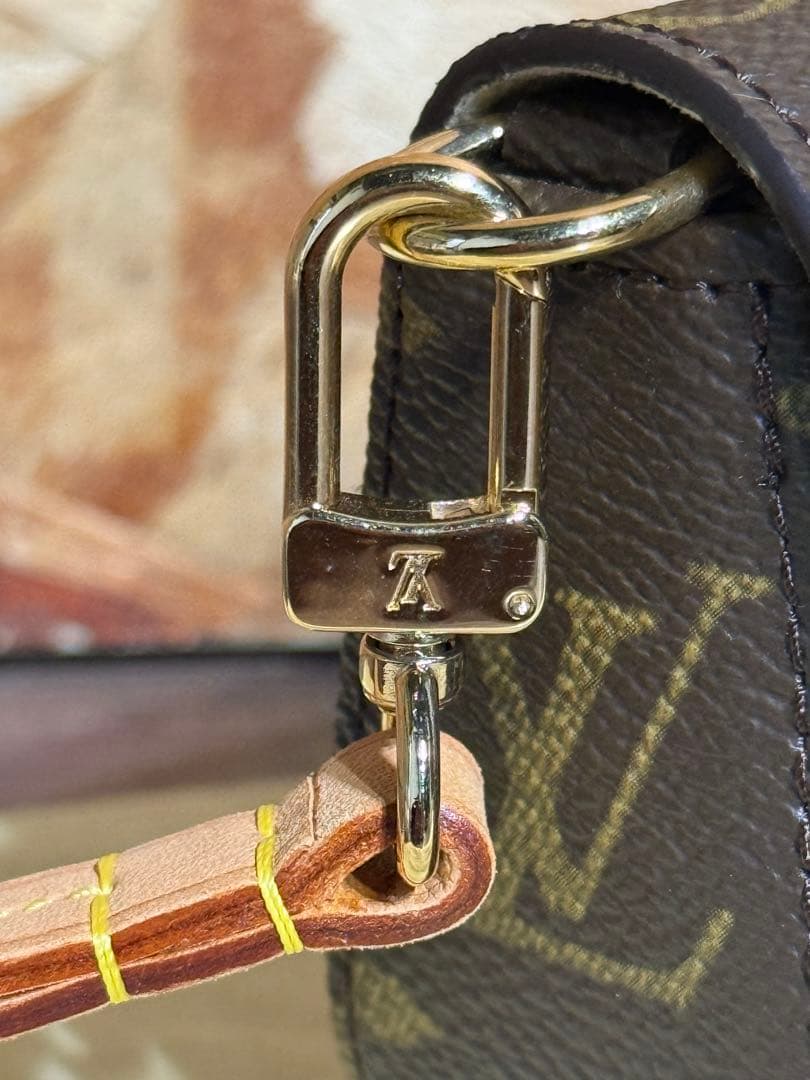 ルイヴィトン モノグラム 眼鏡ケース