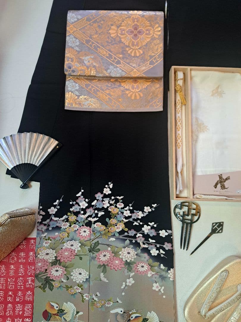 美品❇️本加賀友禅作家物　暈し染め　比翼仕立て５つ紋　フルセット