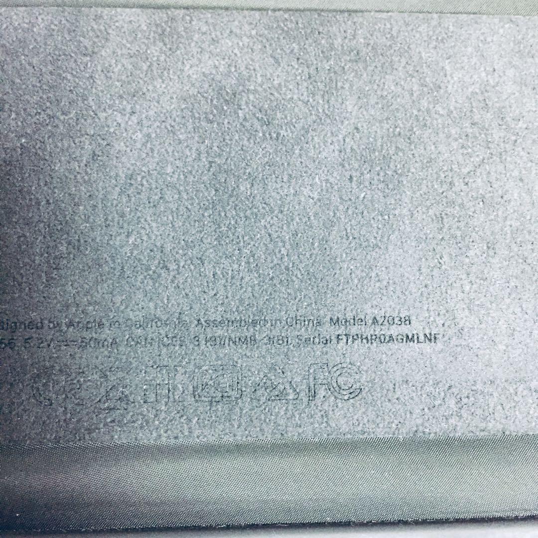 Apple Smart Keyboard A2038 11インチiPad 正方形